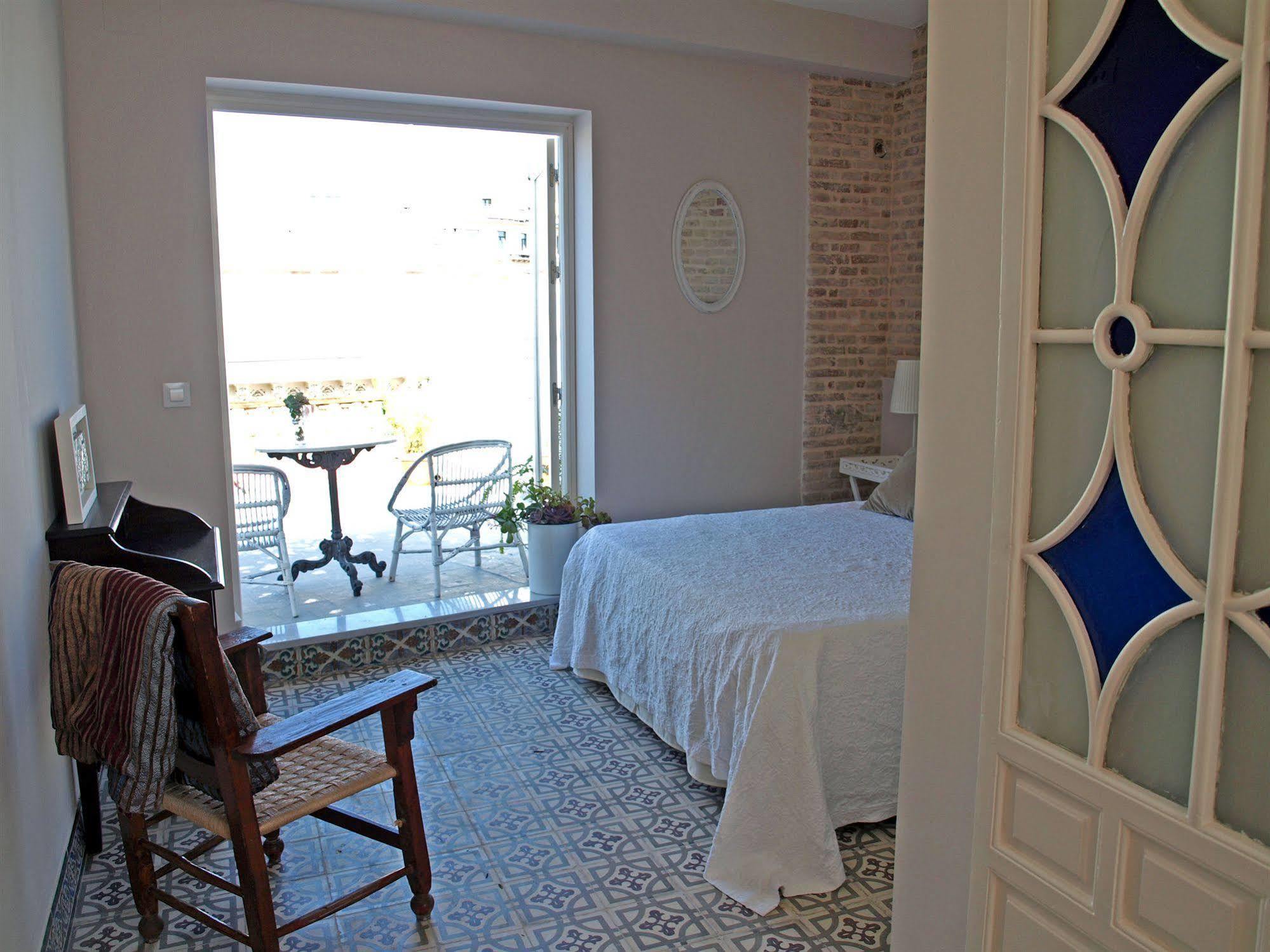 Hotel Boutique Casa De Colon Seville Exterior photo